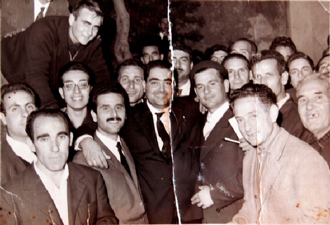 elezioni amministrative del 1962 - al centro il neosindaco Antonino Freni
