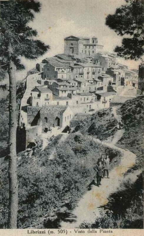 Librizzi, panorama del centro storico in una cartolina della prima metà del novecento